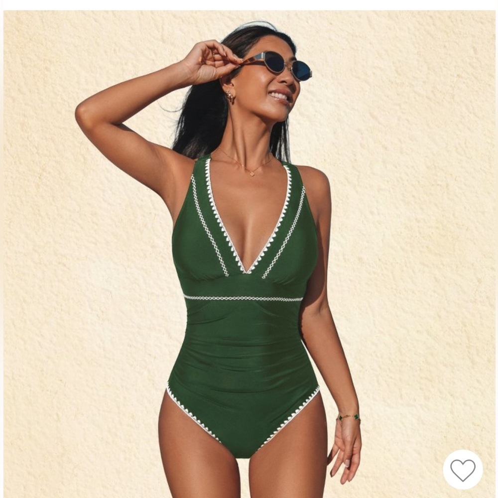 NWT Cupshe Forest Green V‑Neck One‑Piece Swimsuit with White Trim